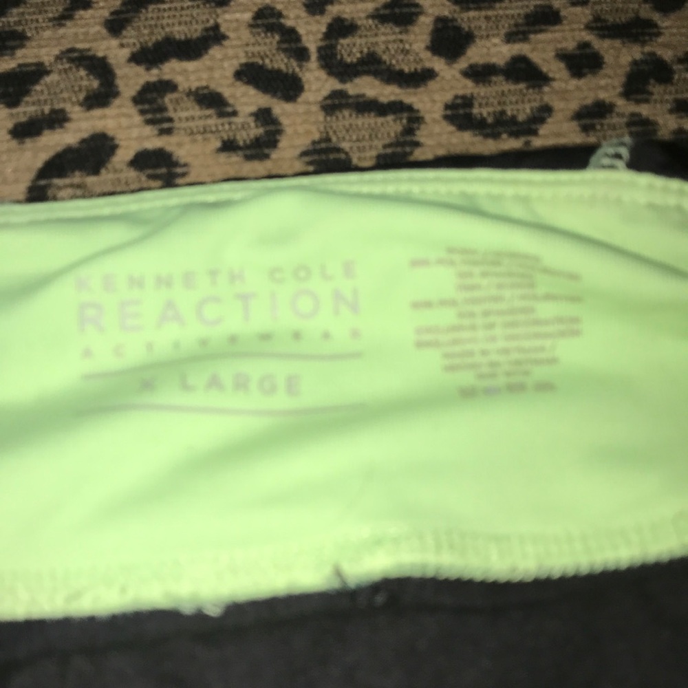 Kenneth Cole Reaction workout pants - Picture 2 of 5